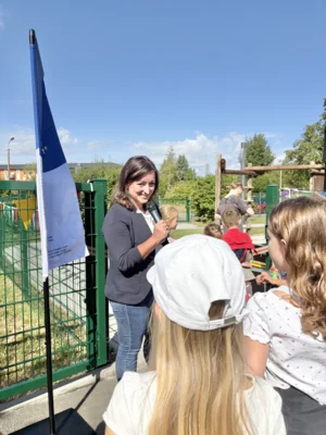 Unser neuer Schulhof ist da! (Bild vergr&ouml;&szlig;ern)