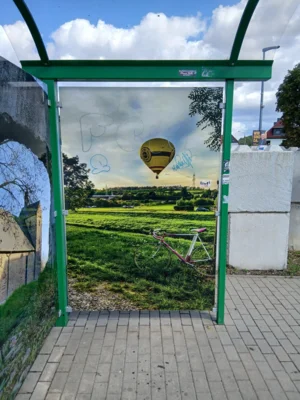 Wartehallen in Großörner nach erfolgreicher Neugestaltung erneut durch Vandalismus beschädigt