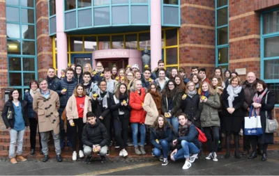Schüler aus Lambersart besuchen Viersen (Bild vergr&ouml;&szlig;ern)