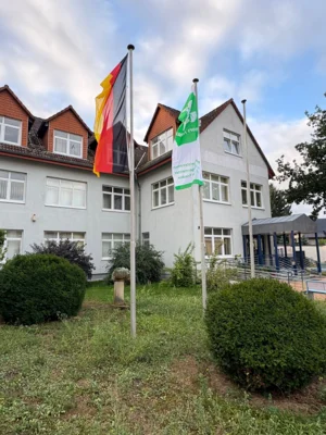 Mayors_for_Peace_Kloster_Lehnin_Rathaus (Bild vergr&ouml;&szlig;ern)