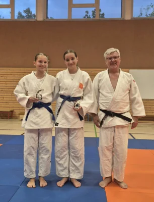 Erfolgreicher 1. Platz beim Kinder & Jugend Kata-Cup 2026 (Bild vergr&ouml;&szlig;ern)