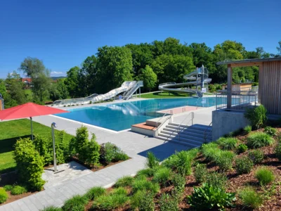 Informationen zu den Öffnungszeiten im Freibad Unteriglbach