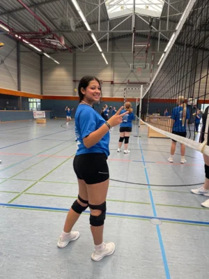 Der TV Bunde richtete erstmals ein Volleyball-Camp aus. (Bild vergr&ouml;&szlig;ern)