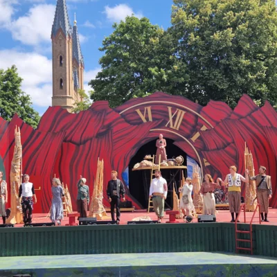 Robin Hood – ein mutmachendes Singspiel (Bild vergr&ouml;&szlig;ern)