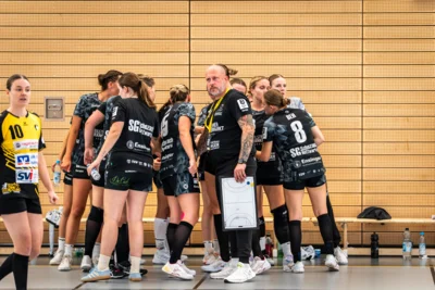 Damen 1 - Heimspielauftakt und das gleich gegen den letztjährigen Staffelsieger, die Ketscher Bären!