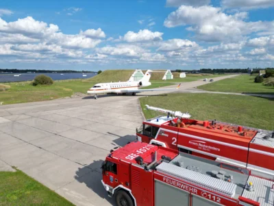 Brandsicherheitswache am Flugplatz Neuhardenberg (Bild vergr&ouml;&szlig;ern)