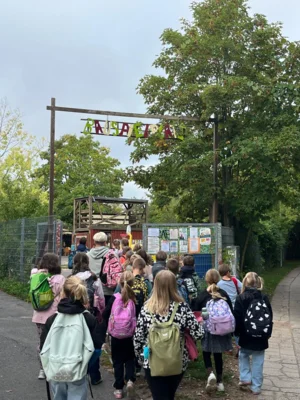 Wandertag zum Bauspielplatz