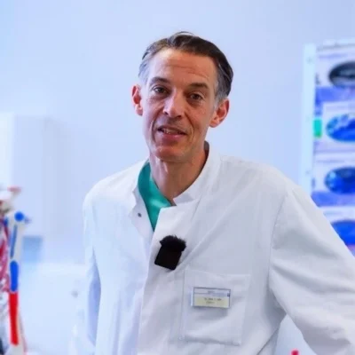Dr. med. Patrick Löhr, Chefarzt der Orthopädie und Unfallchirurgie des Evang. Klinikums Westerwald (EKW), Leiter des zertifizierten Endoprothetikzentrums der Maximalversorgung (EPZ max.)