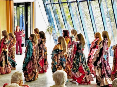 Meldung: Ukrainische Kindertanzgruppe aus Charkiw zu Gast im FSE Pflegeheim Käthe – Kollwitz