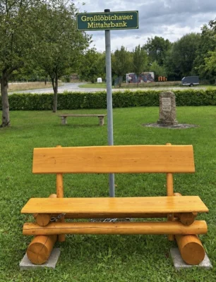 Mitfahrbank Großlöbichau (Bild vergr&ouml;&szlig;ern)