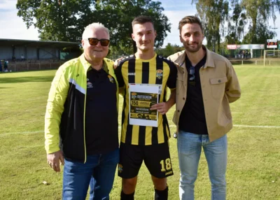 DANKE für 150 (!!!) Spiele in Schwarz-Gelb, Maxi (Bild vergr&ouml;&szlig;ern)