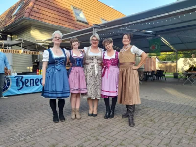 Oktoberfest der Schützengilde – zünftig gefeiert bis in die Nacht 🍻🥨 (Bild vergr&ouml;&szlig;ern)