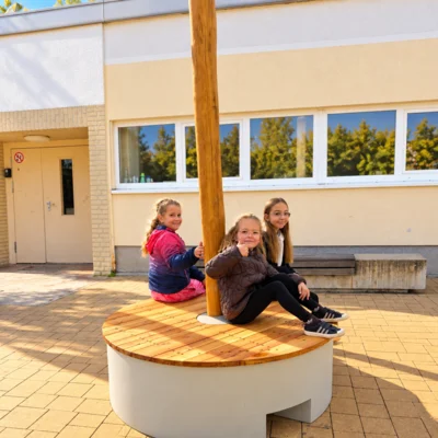 Mehr Schatten und neue Lieblingsplätze auf unserem Schulhof (Bild vergr&ouml;&szlig;ern)