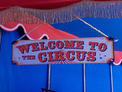 Manege frei für den Projektcircus Renz!