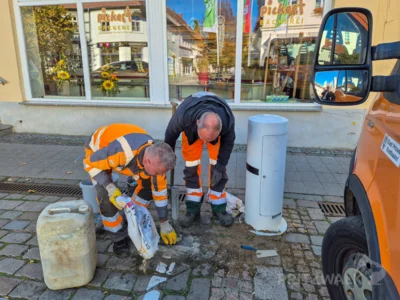 Meldung: Jetzt ist es ein offizieller Parkplatz mit Beschilderung