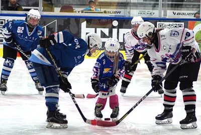 EVR-Frauen bieten beim 8:2 ein starkes Heimdebut
