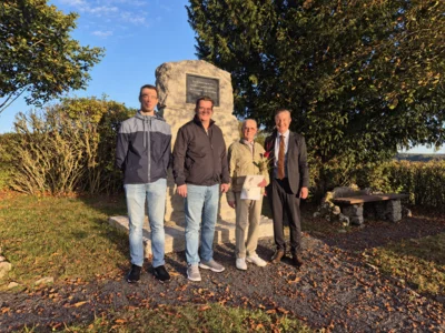 v.l.n.r.: Oliver Salzmann, Steven Gebhardt (Vorsitzender Heimat- und Kulturverein Tiefenort), Heinz Kister, Klaus Bohl