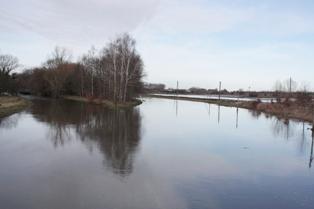 Bode tritt über die Ufer (Bild vergr&ouml;&szlig;ern)