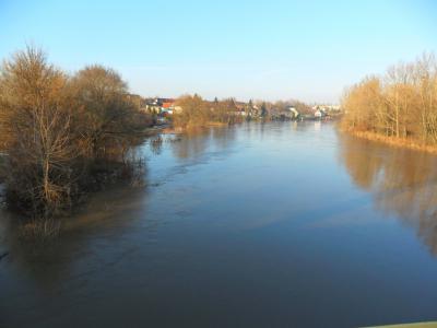 Information zur Hochwassersituation im Bereich der Flüsse "Saale" und "Bode" in der Stadt Nienburg (Saale) und deren Ortsteile