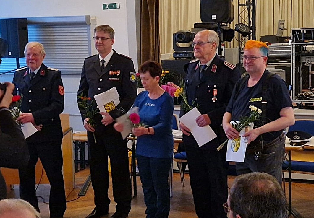 Ehrung für 40 Jahre Dienstzeit in der Freiwilligen Feuerwehr