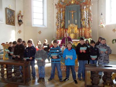 Foto zur Meldung: Erstkommunionkinder aus Prackenbach und Krailing stellten sich vor