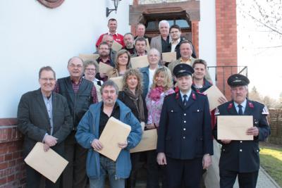 Umland Wohnungsbau GmbH bedankte sich bei Vereinen (Bild vergrößern)