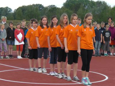Foto zur Meldung: Neue Schul- und Freizeitsportanlage eingeweiht.