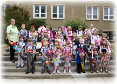 Unser Schulanfang – eine schöne Tradition! (Bild vergr&ouml;&szlig;ern)