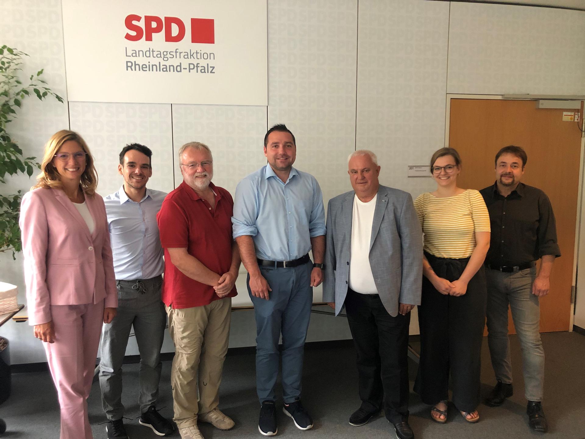 Gruppenfoto Bündnis und SPD