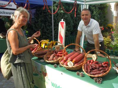 Traditioneller Flämingmarkt mit Kartoffelfest in Wiesenburg (Bild vergrößern)
