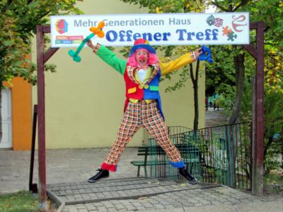 Foto zur Meldung: Clown Luftikus lädt ein: Kinderkleiderbörse  am 24. September 2011 ab 14 Uhr im Mehrgenerationenhaus Zielitz
