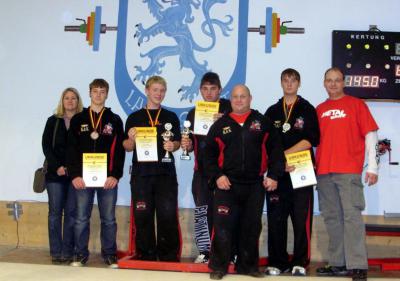 Foto zur Meldung: Deutsche Meisterschaft im Kraftdreikampf 2011 Jugend