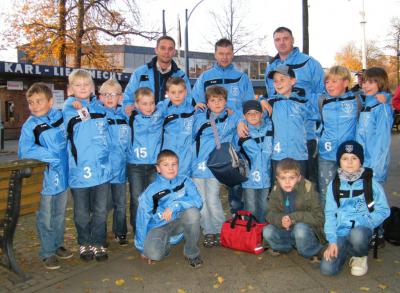 F-Junioren als Eskortteam beim Champions-League Spiel in Potsdam (Bild vergrößern)
