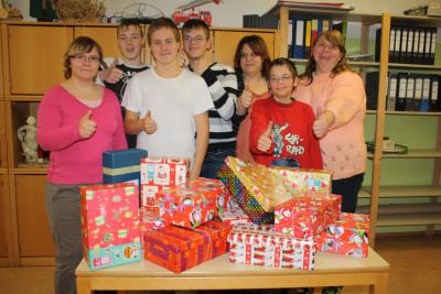 Aktion „Weihnachten im Schuhkarton“ (Bild vergr&ouml;&szlig;ern)