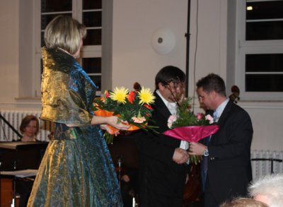 Tosender Beifall für Mitteldeutsche Kammerphilharmonie beim Neujahrskonzert der Egelner Mulde  (Bild vergr&ouml;&szlig;ern)