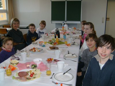 Foto zur Meldung: Frühstücken mit der Schulleiterin