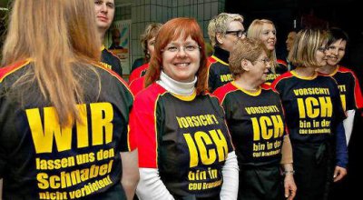 Reibungsloser Ablauf in Doberlug-Kirchhain dank vieler Helfer beim CDU-Aschermittwoch (Bild vergr&ouml;&szlig;ern)
