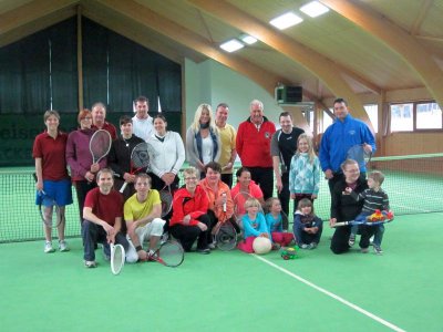 Foto zur Meldung: Zweites Tennis-Gaudi-Turnier beim Dorfverein