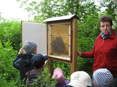 Eröffnung Honigmanufaktur und Bienenlehrpfad im Gemeindeteil Gaitzsch (Bild vergr&ouml;&szlig;ern)