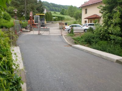 Sanierungsarbeiten der Brücke am Friedhof in Nazza fast abgeschlossen (Bild vergr&ouml;&szlig;ern)