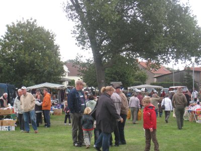 8. Kartoffel- und Kürbisfest mit Oldtimer- und Traktorentreffen in Mankmuß (Bild vergrößern)