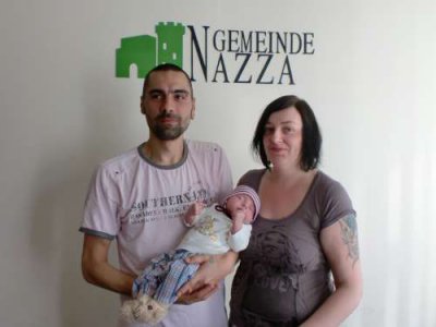 Noch mal Nachwuchs in Nazza - Herzlich Willkommen (Bild vergr&ouml;&szlig;ern)