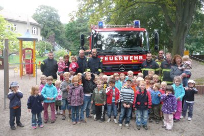 Foto zur Meldung: Leserbrief der Sportkita „Falkennest“: Spannende Brandschutzwoche mit Übung und Feuerwehr-Besuch