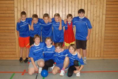 Platz 4 und Platz 5 für unsere Schulmannschaften der Klassen 3/4 und 5/6 beim Kreisfinale im Zweifelderball (Bild vergr&ouml;&szlig;ern)