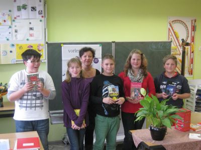Vorlesewettbewerb unserer 6. Klasse (Bild vergr&ouml;&szlig;ern)