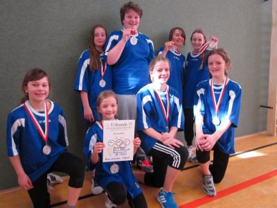 Noch ein 2. Platz im Basketball (Bild vergrößern)