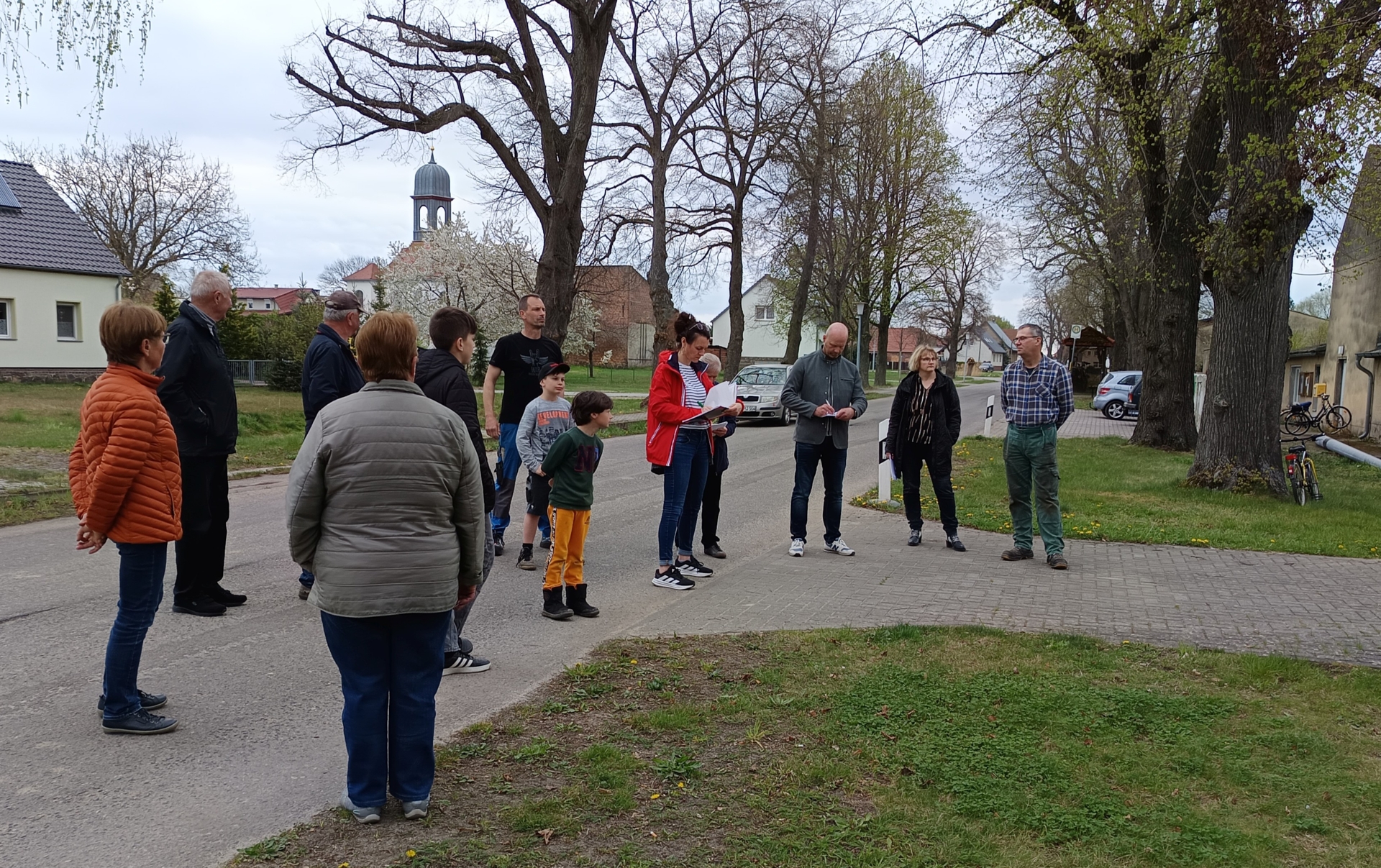 Ortsbegehung in Reuden. Foto: Spiller