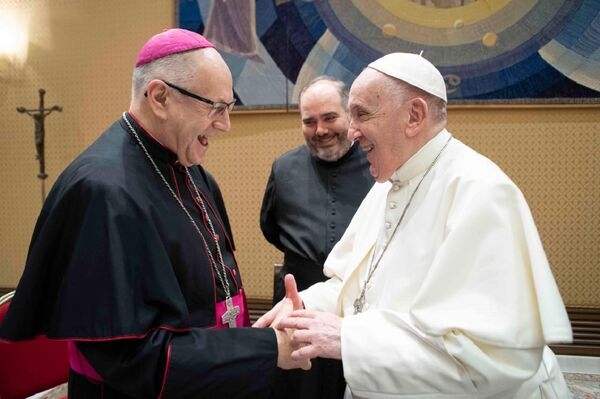 2022-07-04_Erzbischof-DOM-JACINTO-BERGMANN_in-Rom_bei_PAPST-FRANZISKUS_Mai-2022_H-1350