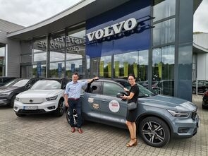 csm_2022-08-01_VOLVO-HEISTERGRUPPE_XC-40-grau_Daniel-Justinger___Michaela-Roos_V-1350_f9ef15a53a