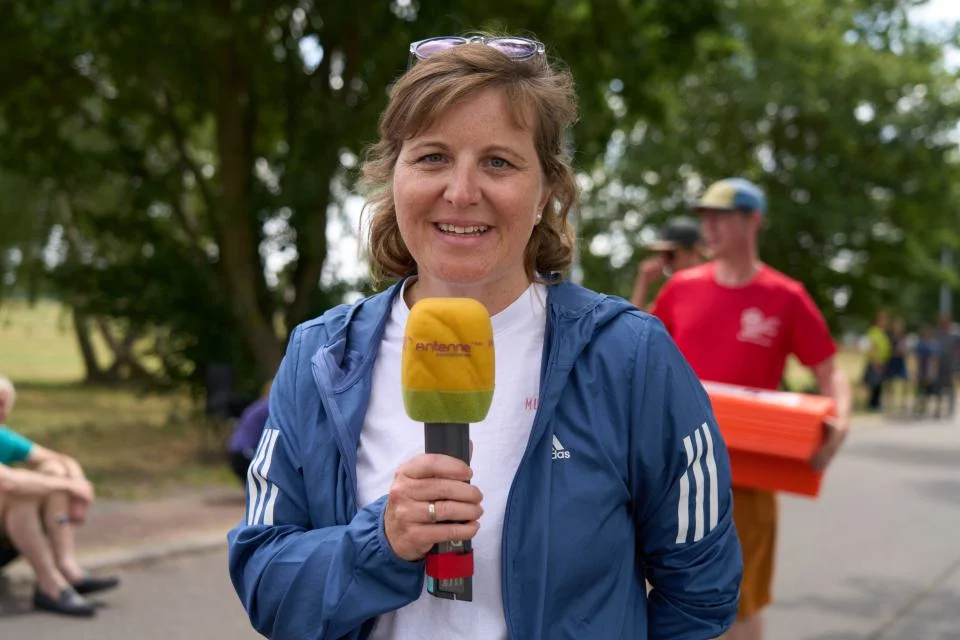 Bei 27 Grad im Schatten: Landesmeisterschaften im Rollerski